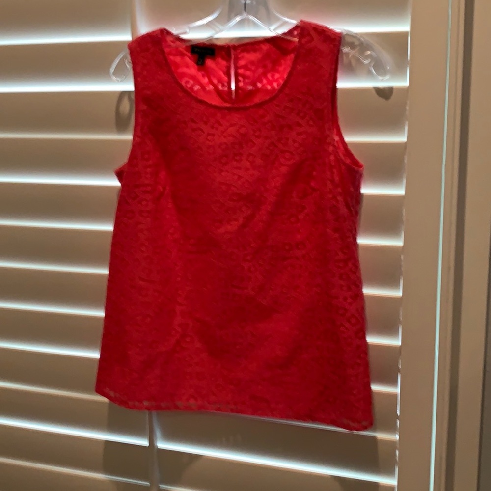 Sleeveless top